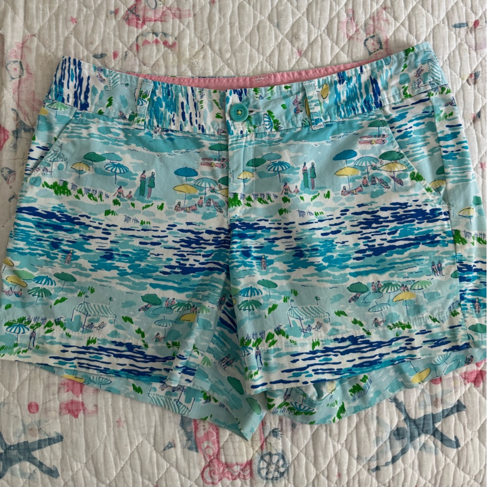 Lilly Pulitzer Flat-Front Shorts, Size 8